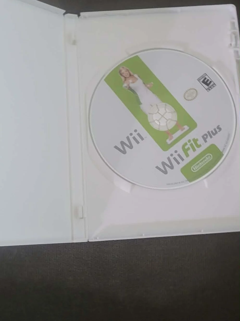 10 Nintendo Wii Game Bundle with White Spine Cases